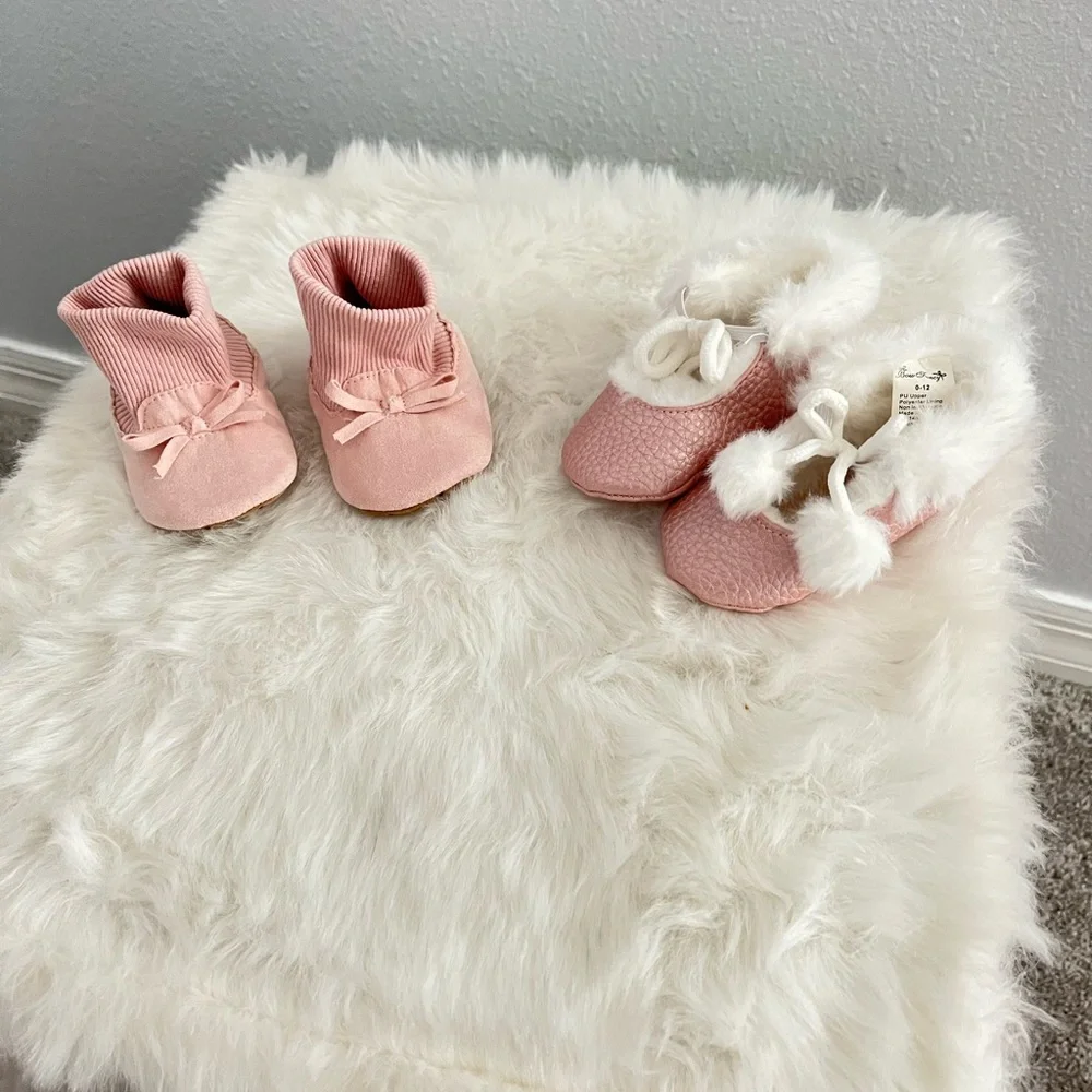 New Baby boots, 2 pairs. Pink sizes about 3m to 9months